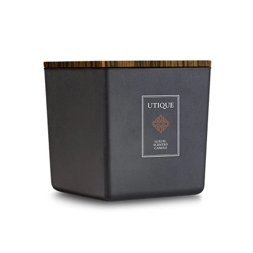 UTIQUE luxury candle